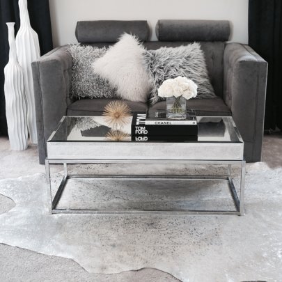 HOW TO STYLE YOUR COFFEE TABLE SPACE WITH A TOUCH OF LUXE!