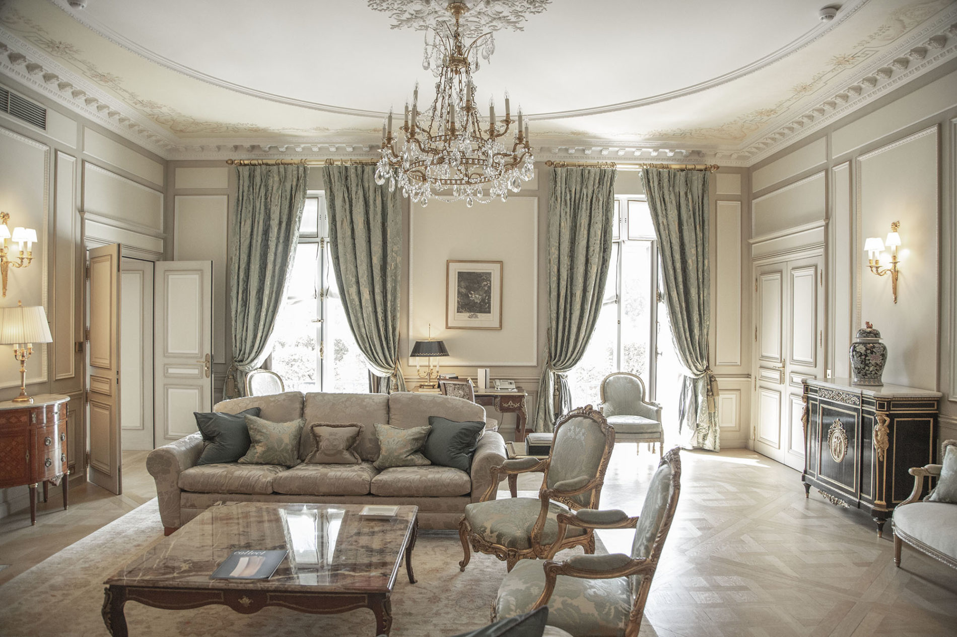 In Paris - A Hotel That Looks Like A Palace, Aditi Oberoi Malhotra X Le 