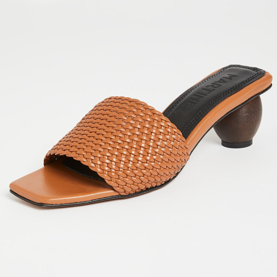 women's comfy sandals