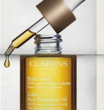 You’ll Fall In Love With These Clarins Face Oils