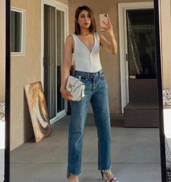 You Need To Try This Anti-Aging Face Oil RN