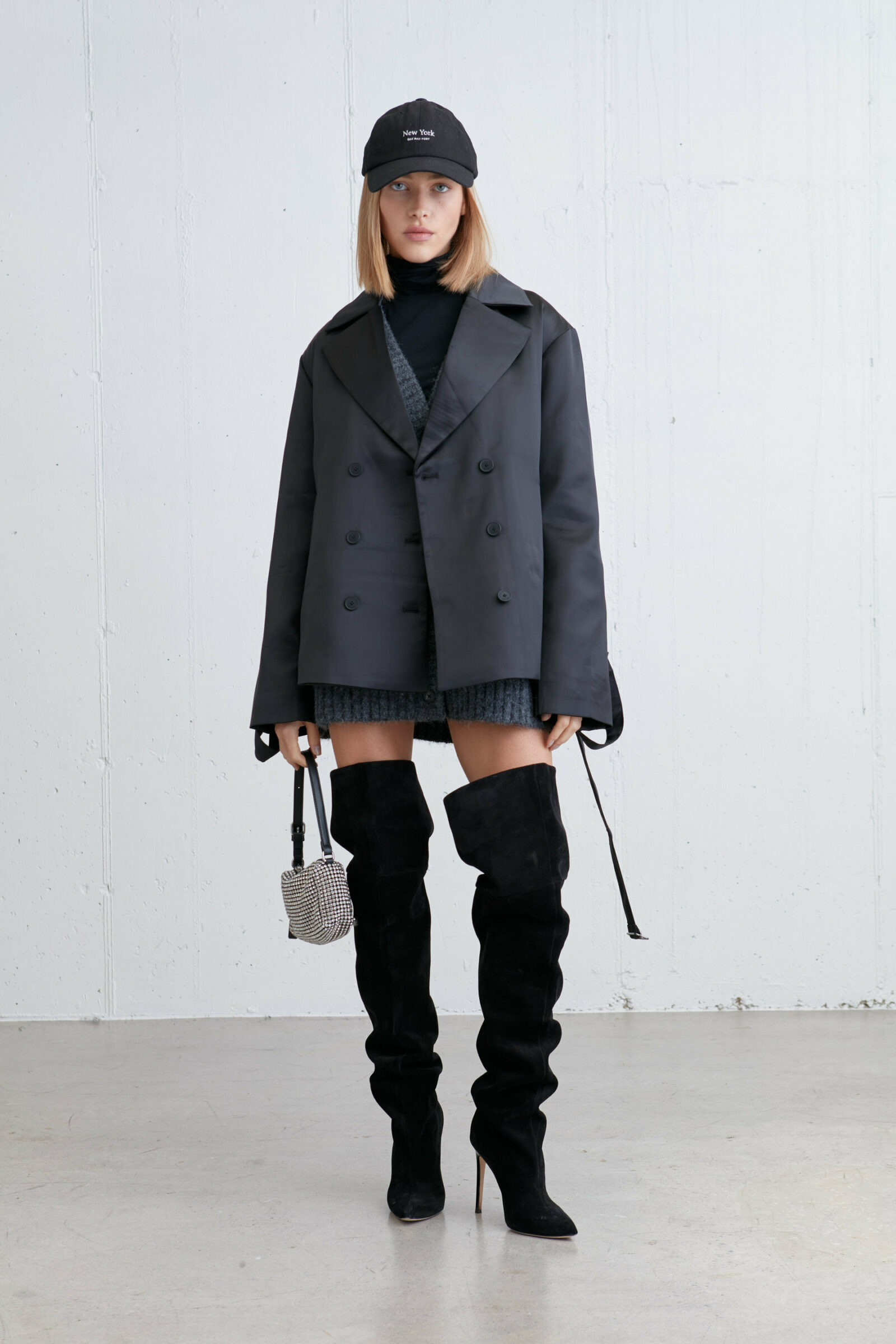 This image has an empty alt attribute; its file name is Coat-10742_Black-1-1600x2400.jpg