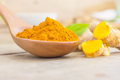 Turmeric Face Mask for Dark Spots: Does It Really Work?